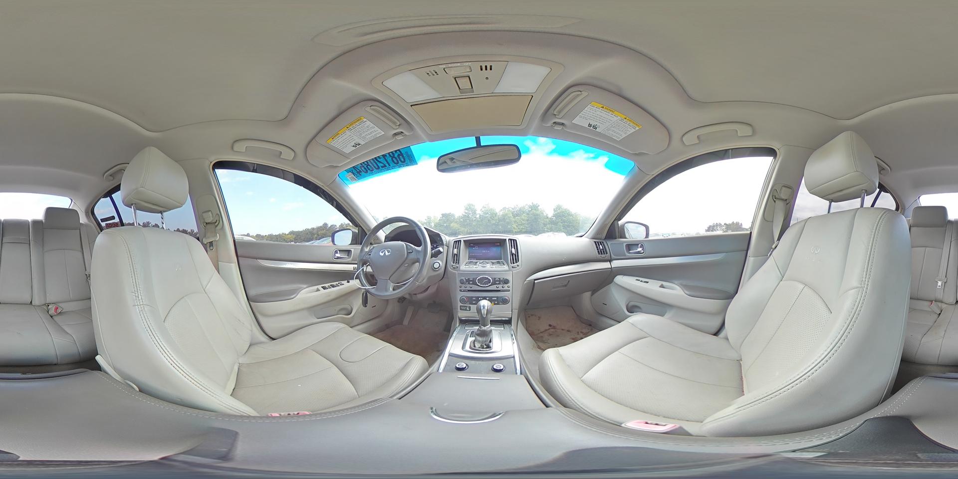 2013 INFINITI G37