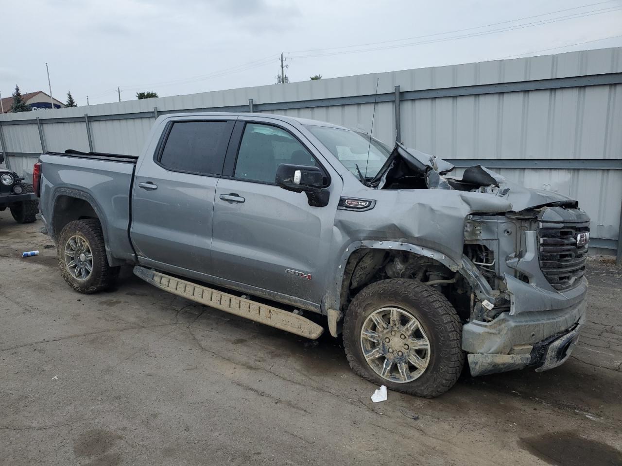 2024 GMC Sierra