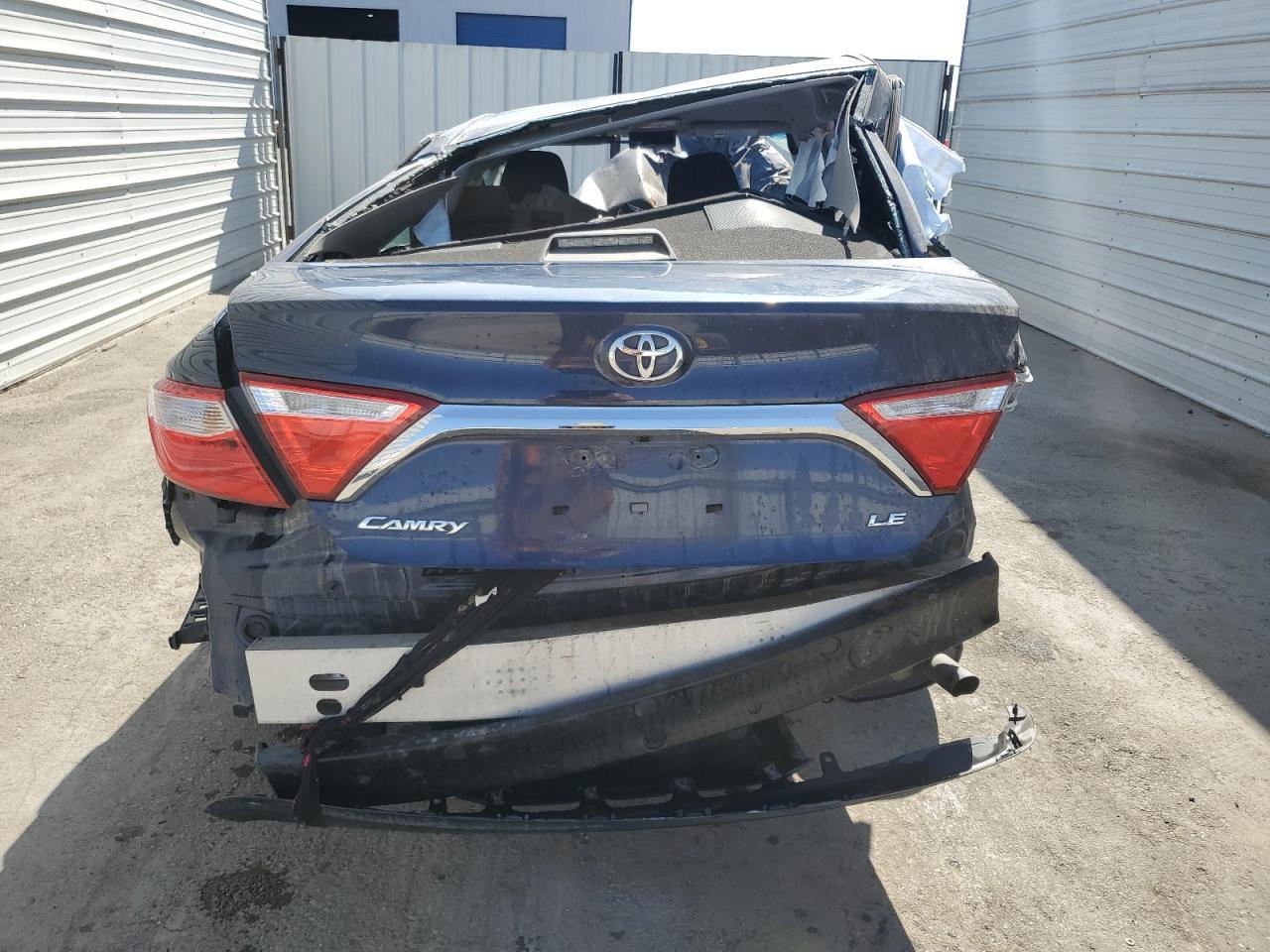 2015 TOYOTA CAMRY