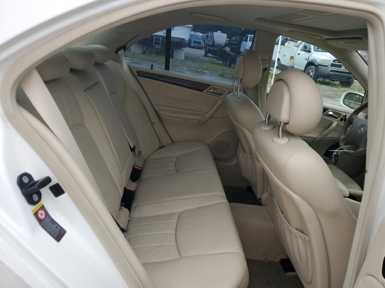 2005 MERCEDES-BENZ C-CLASS