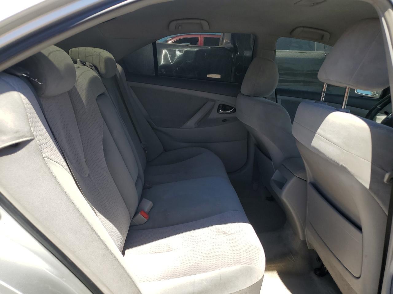 2011 TOYOTA CAMRY