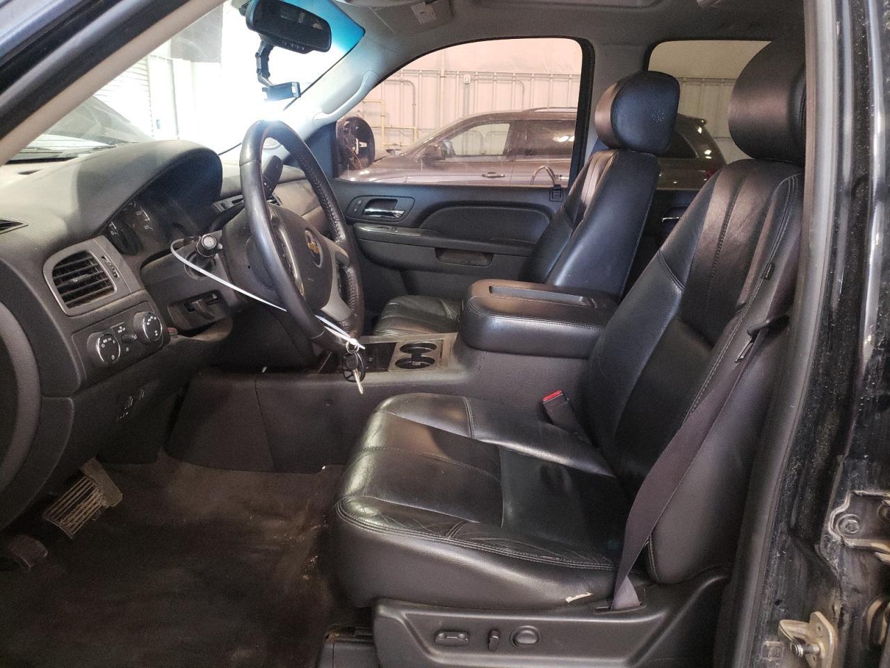 2011 CHEVROLET Suburban