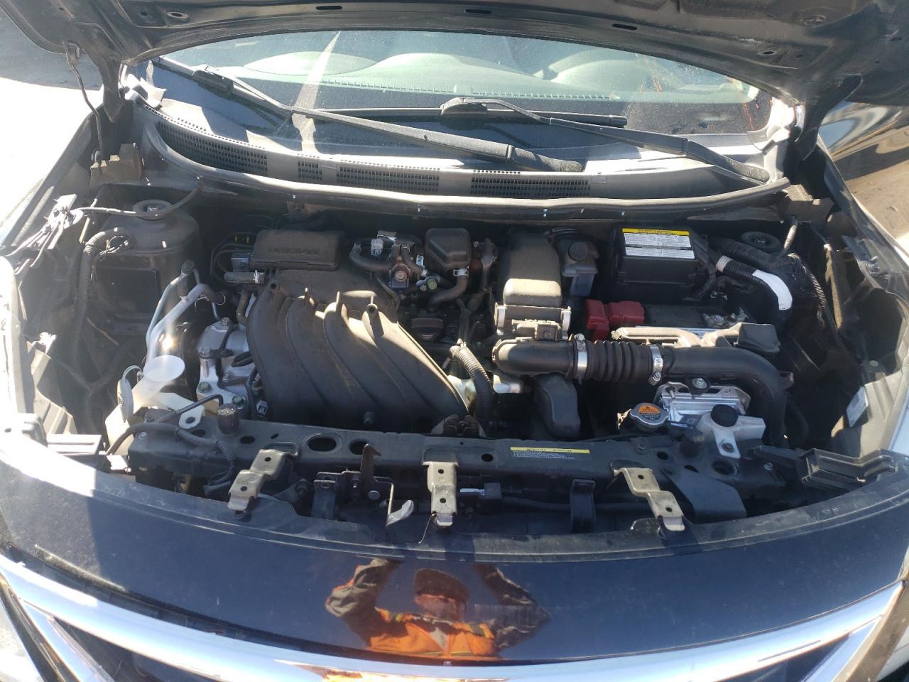 2017 NISSAN VERSA