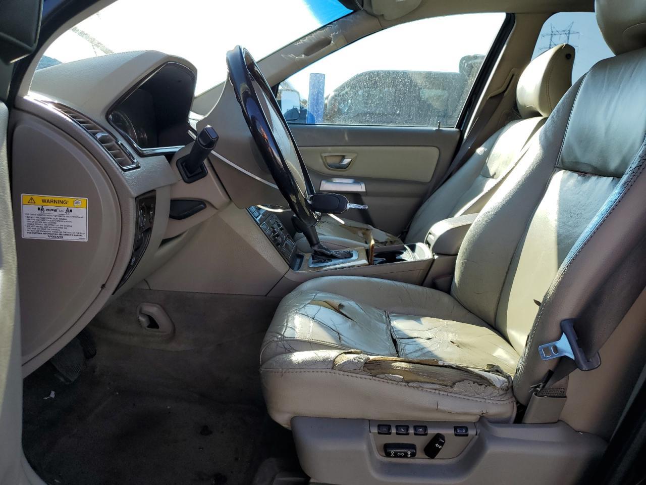 2004 VOLVO XC90