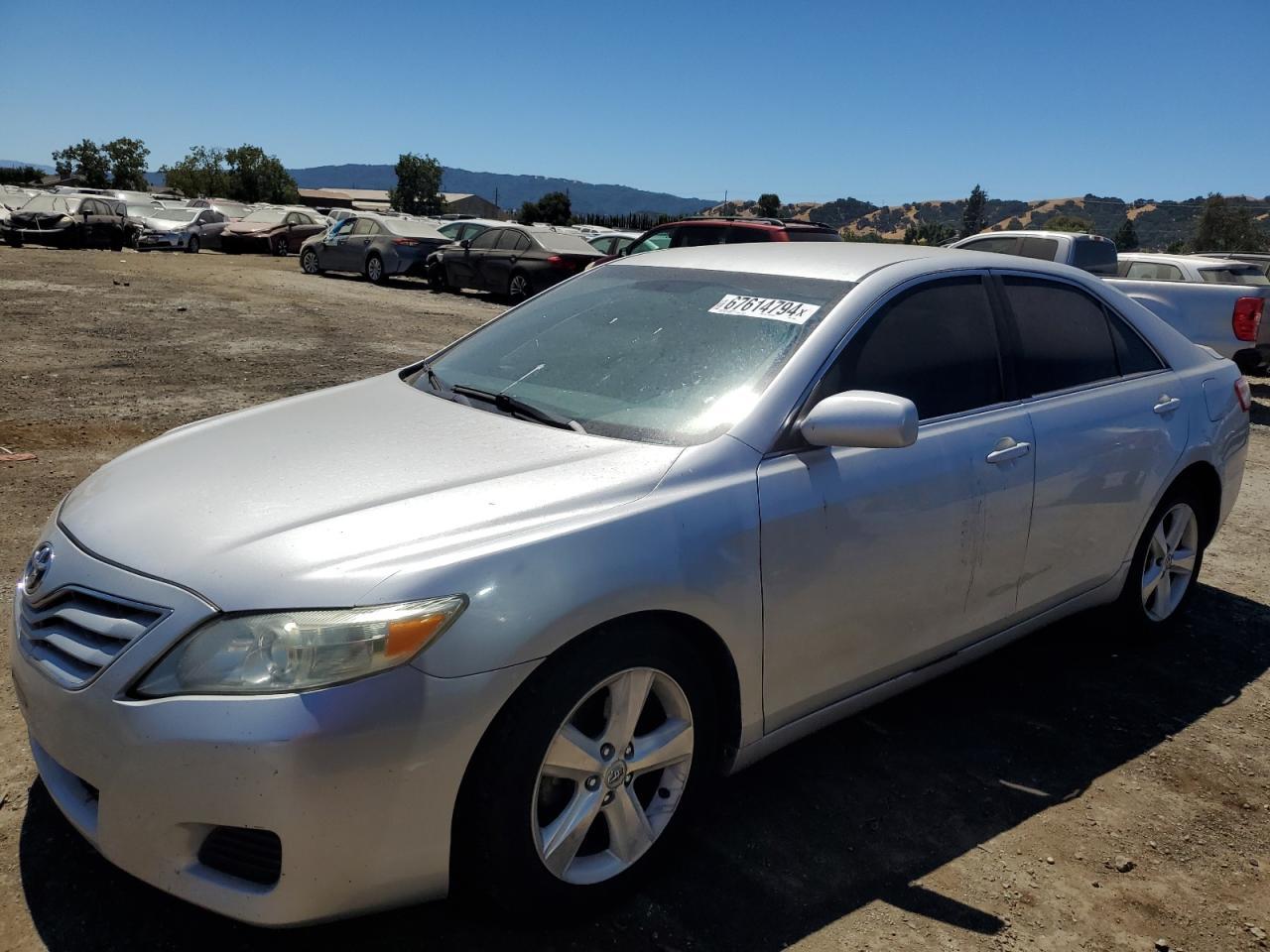 2011 TOYOTA CAMRY