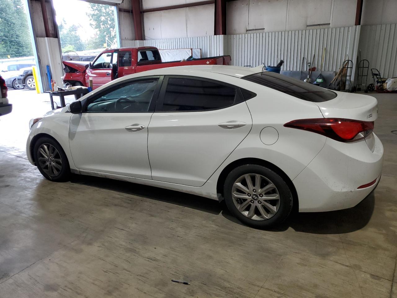 2015 HYUNDAI ELANTRA