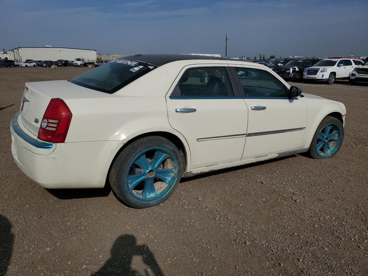 2010 CHRYSLER 300