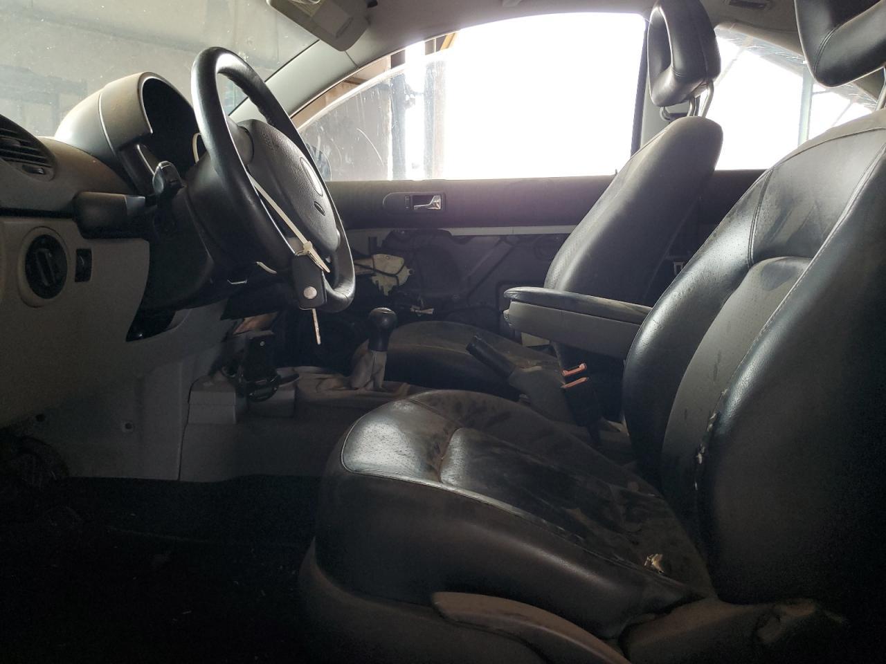 2002 VOLKSWAGEN Beetle