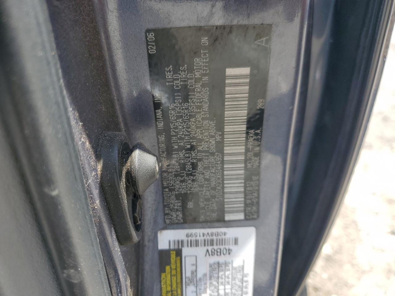 2006 TOYOTA SIENNA