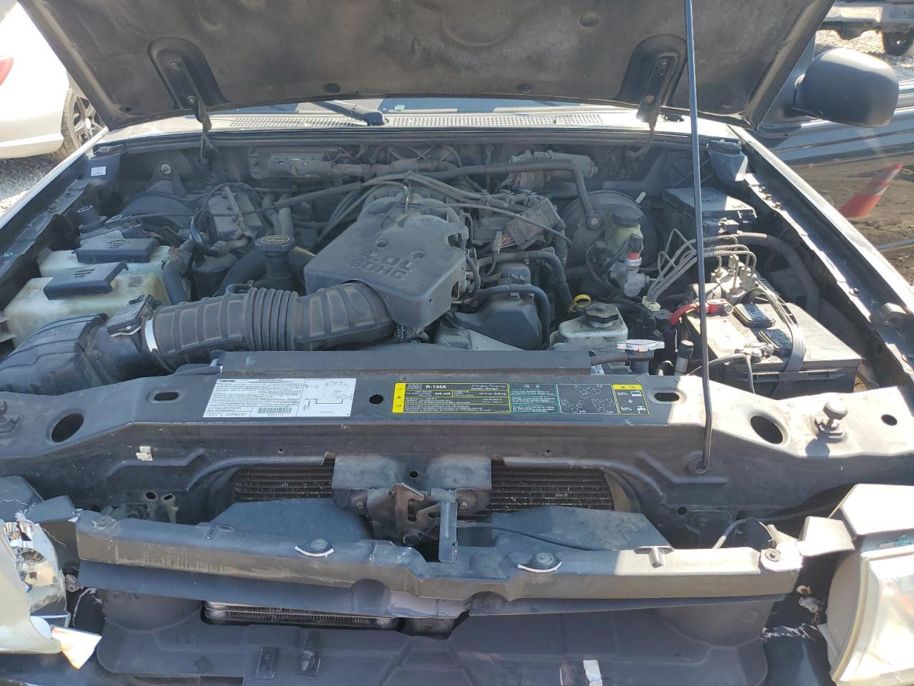 2003 MAZDA B4000