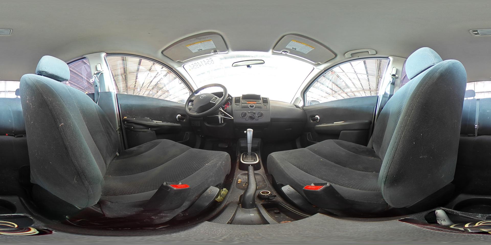 2010 NISSAN VERSA