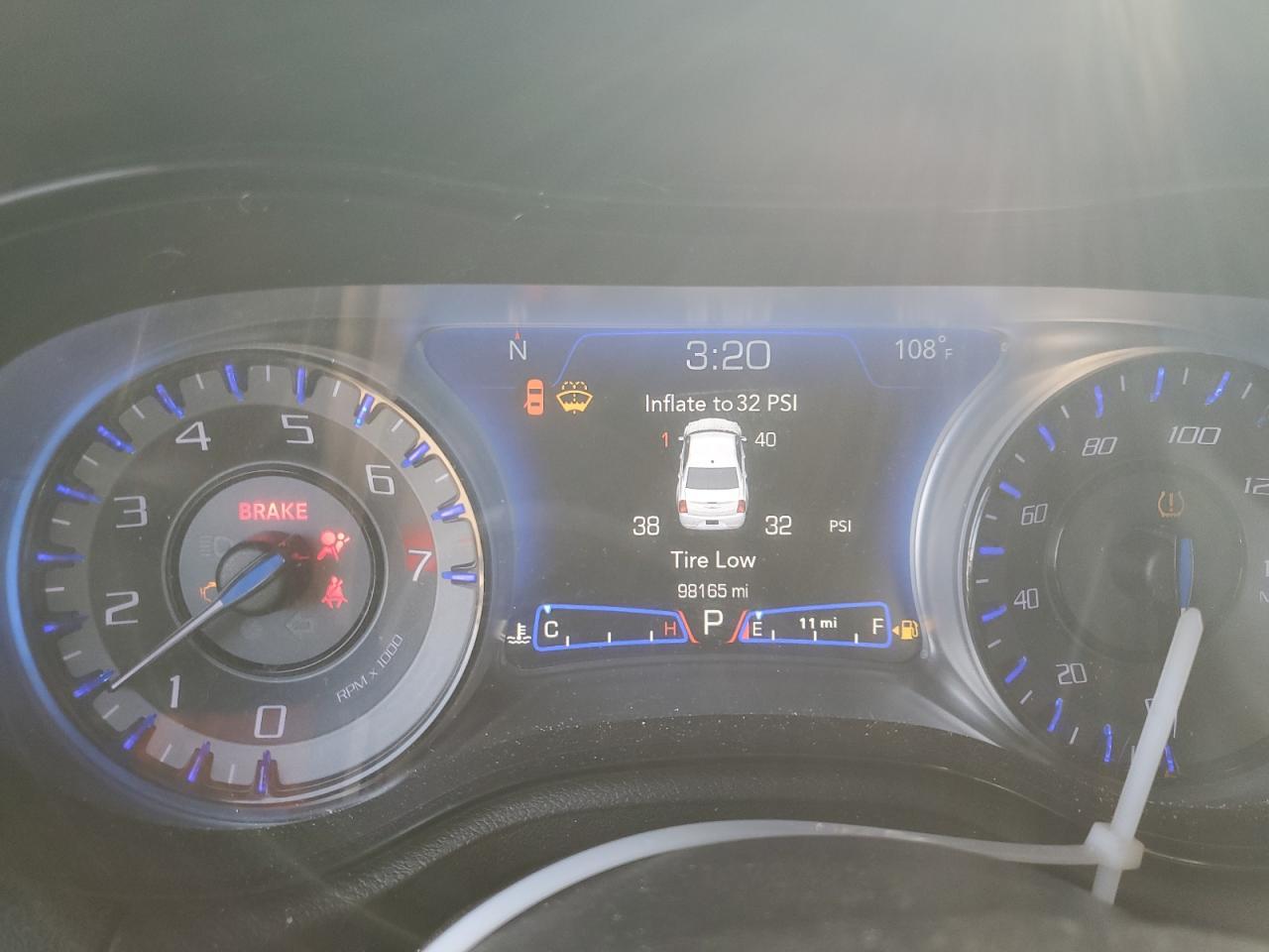 2019 CHRYSLER 300