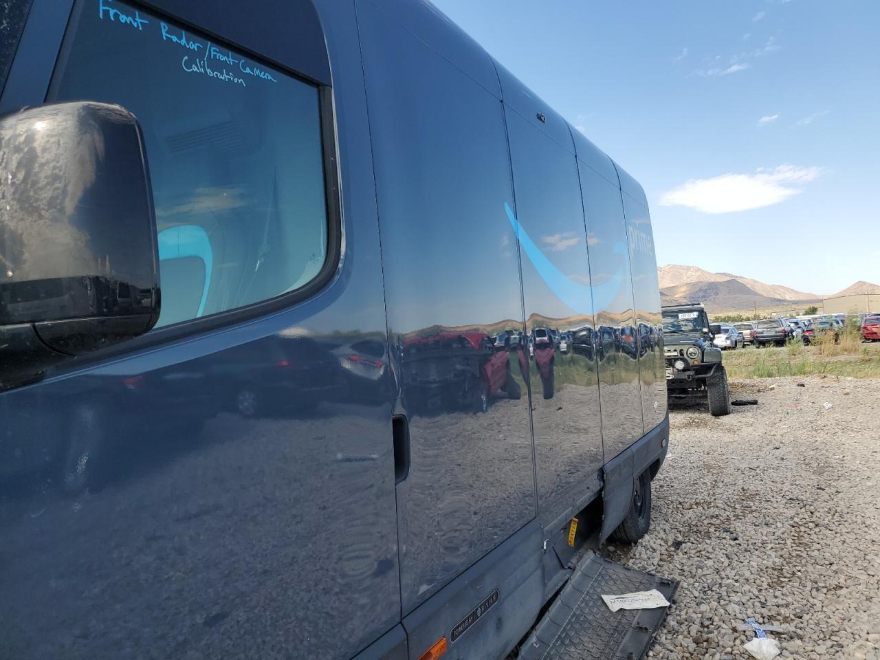 2022 RIVIAN Edv