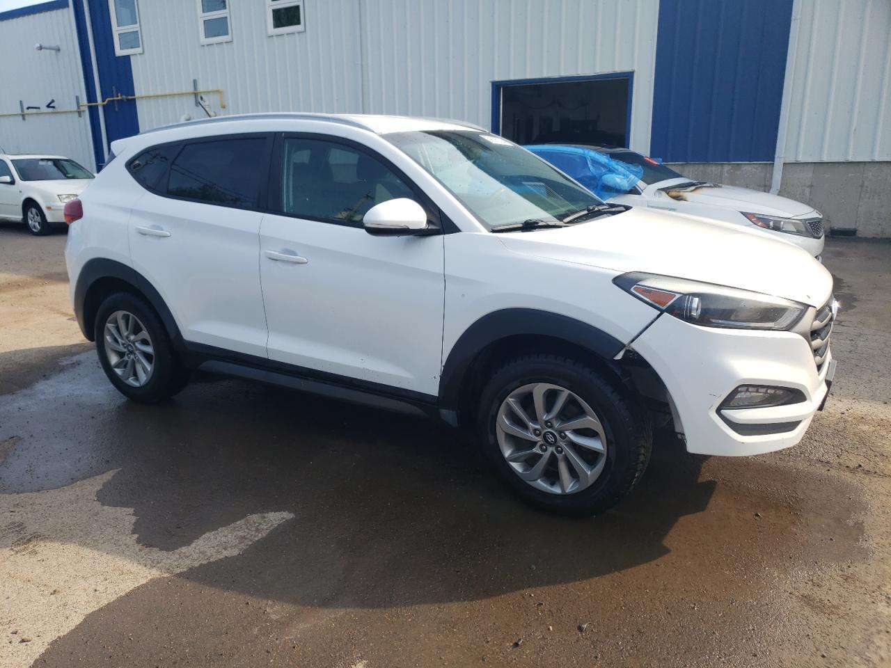 2016 HYUNDAI TUCSON