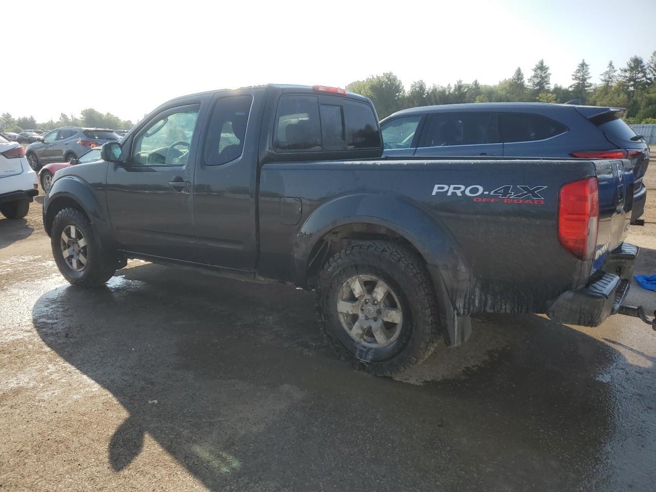2010 NISSAN Frontier