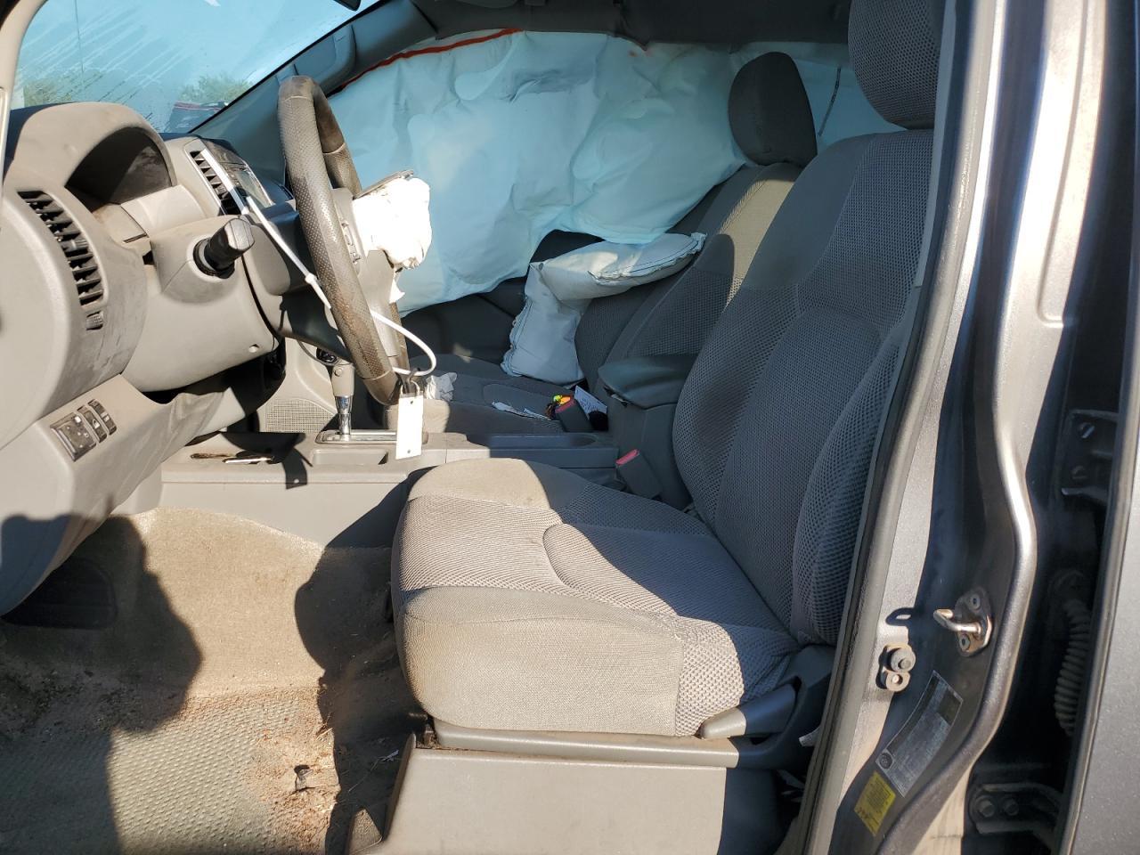 2017 NISSAN Frontier
