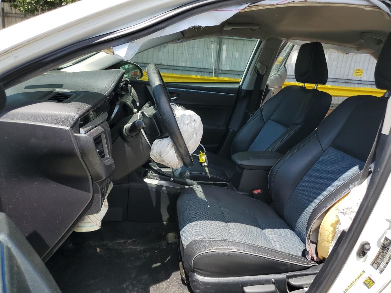 2015 TOYOTA COROLLA