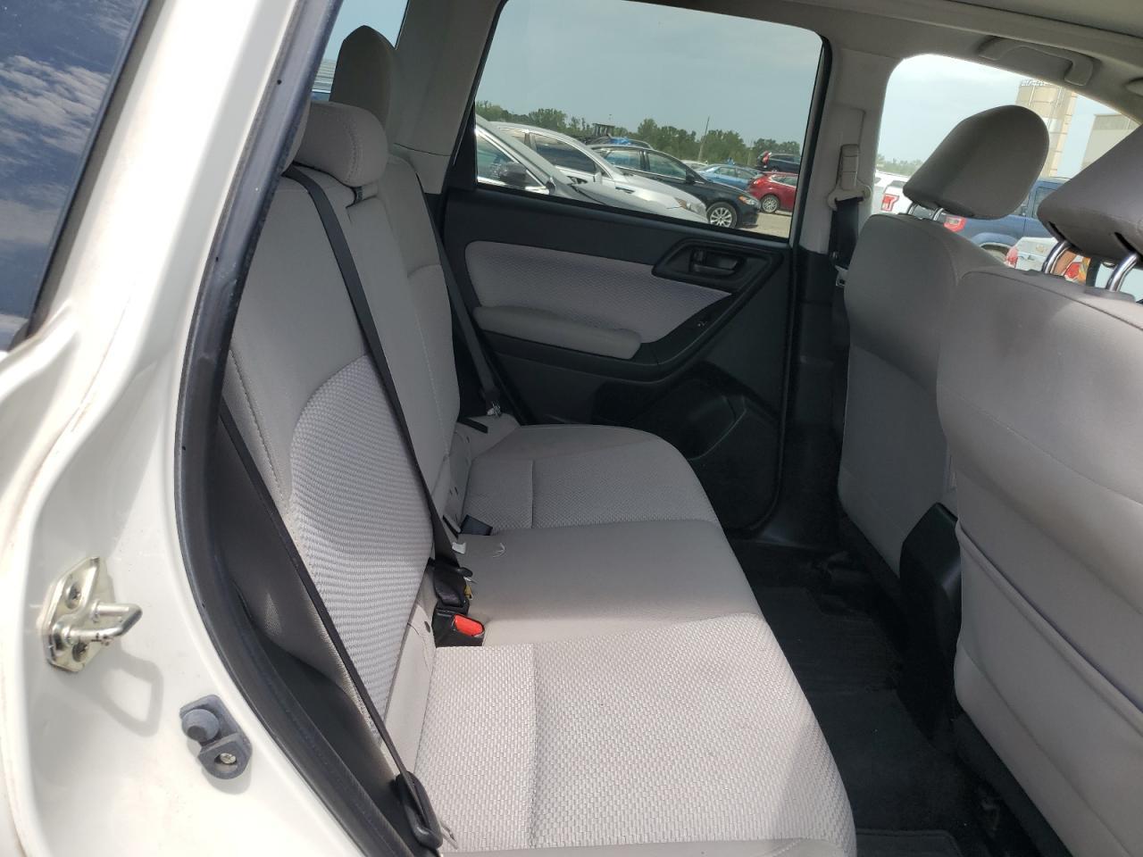 2017 SUBARU FORESTER