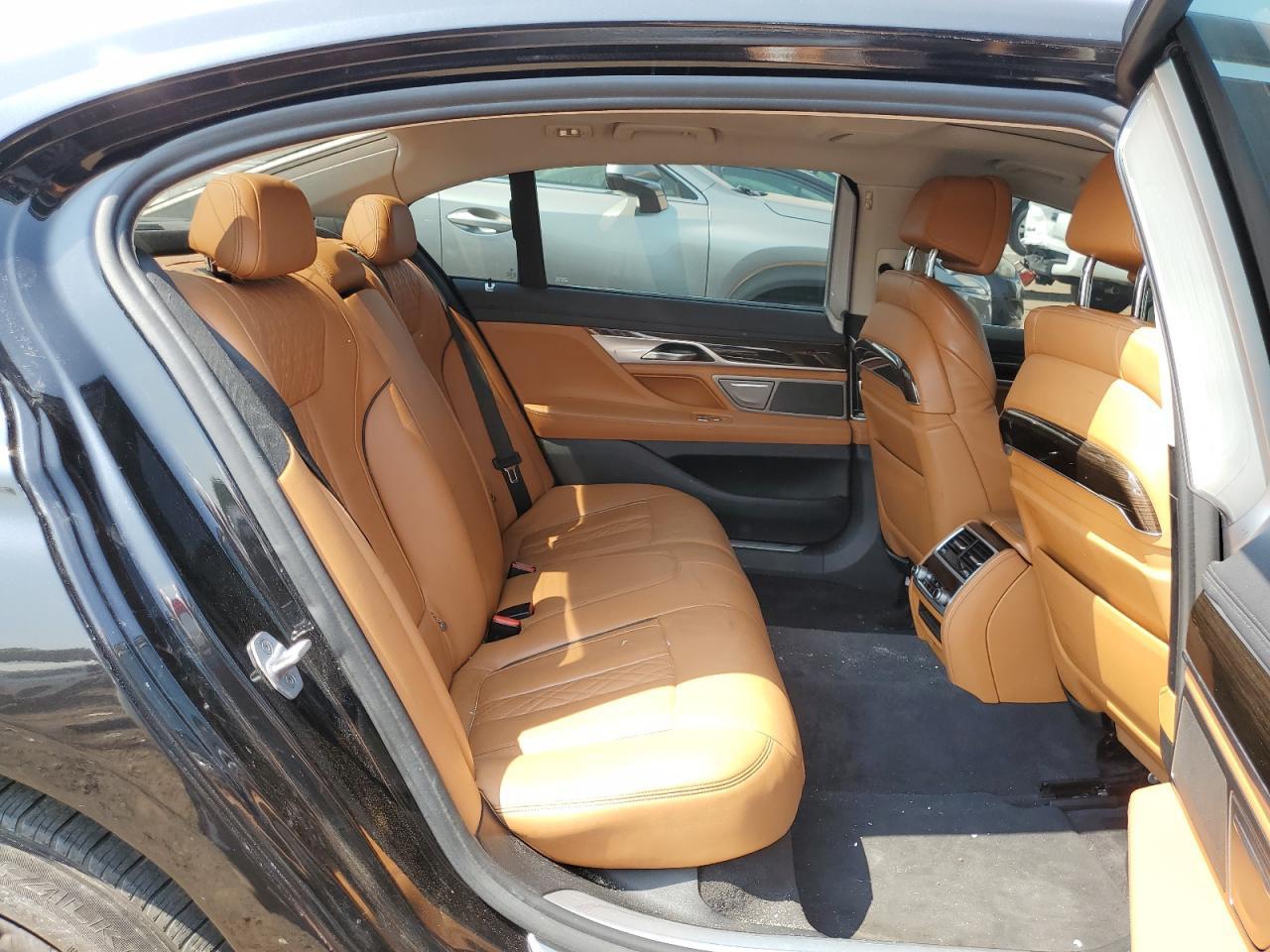 2020 BMW 745xe