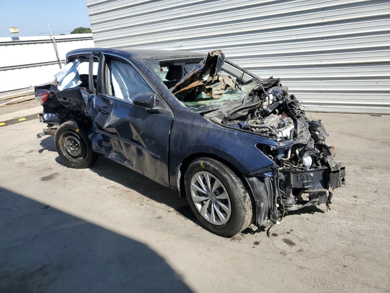 2015 TOYOTA CAMRY