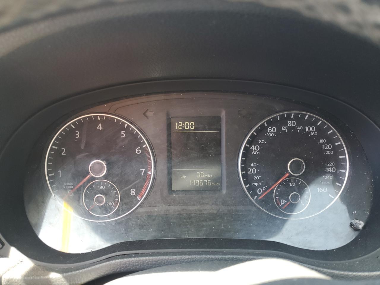 2014 VOLKSWAGEN Passat