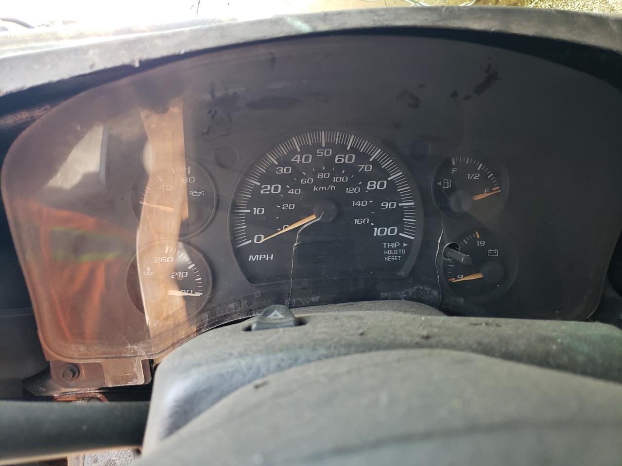 2004 CHEVROLET EXPRESS 2500