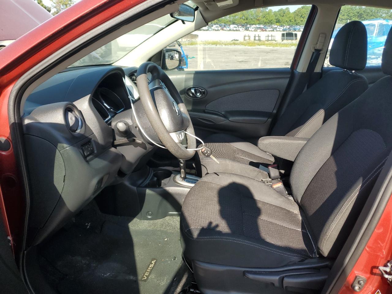 2016 NISSAN VERSA