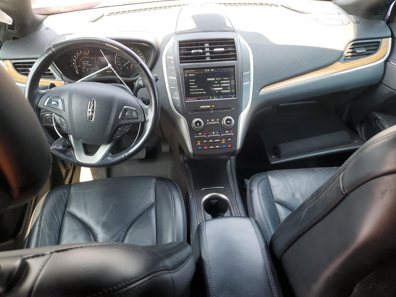 2015 Lincoln Townhouse Mkc