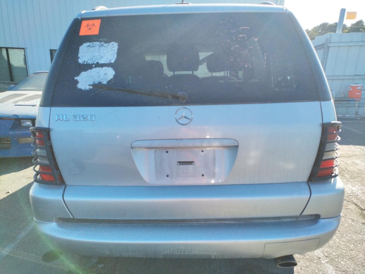 2001 MERCEDES-BENZ ML-Class