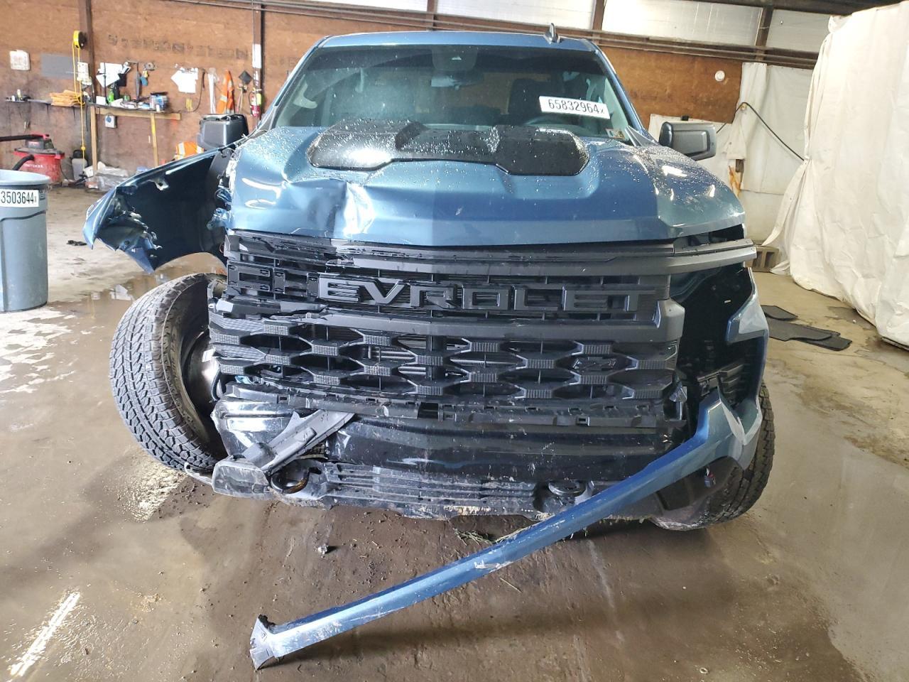 2024 CHEVROLET Silverado