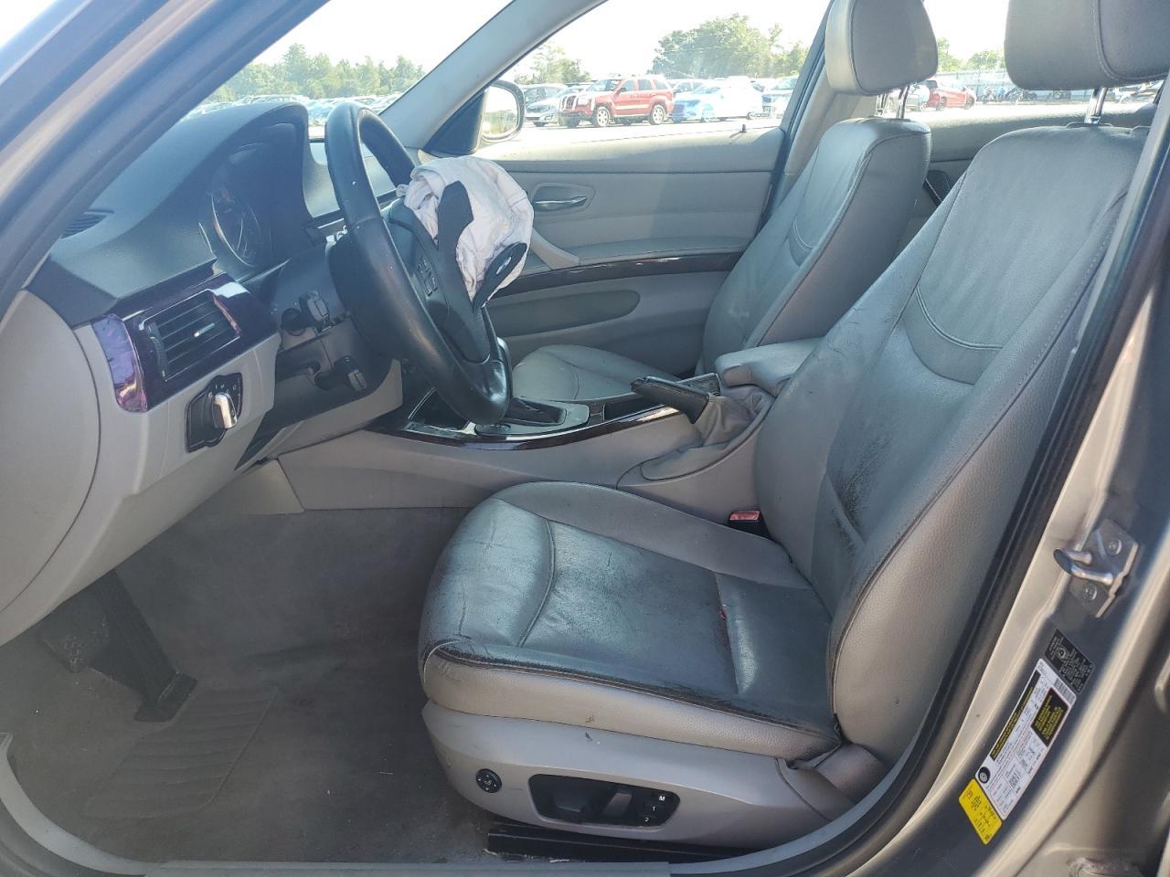 2011 BMW 3 SERIES