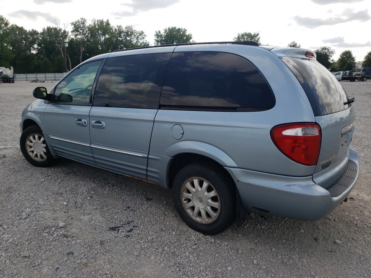 2003 CHRYSLER Town & Country