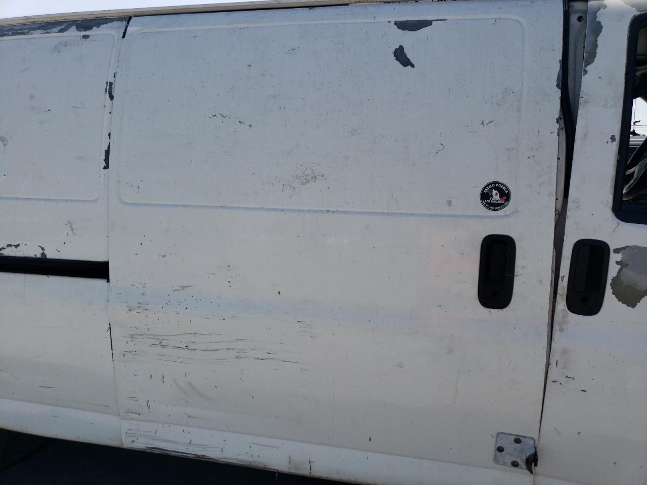 2004 CHEVROLET EXPRESS 2500
