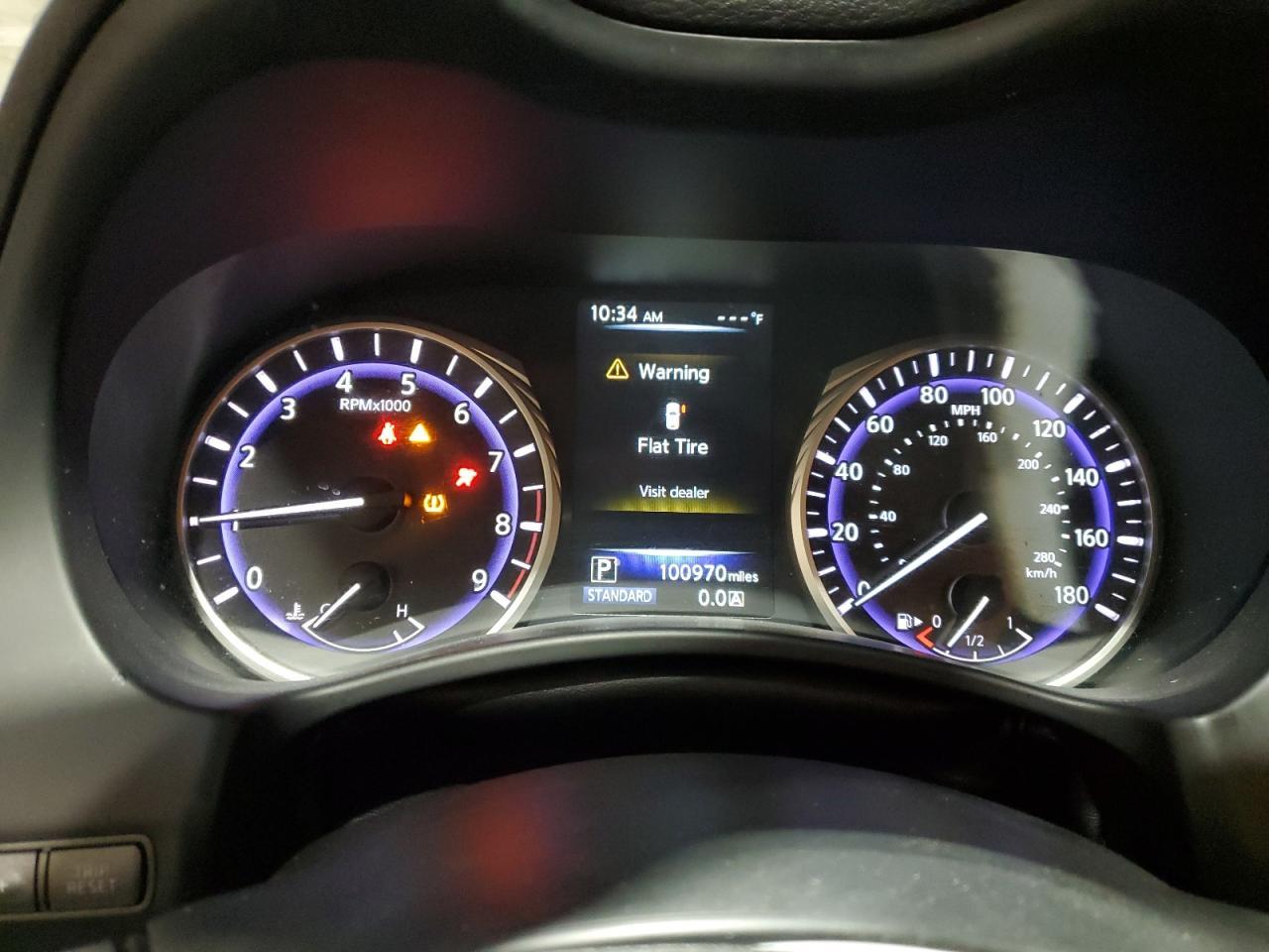 2015 INFINITI Q50