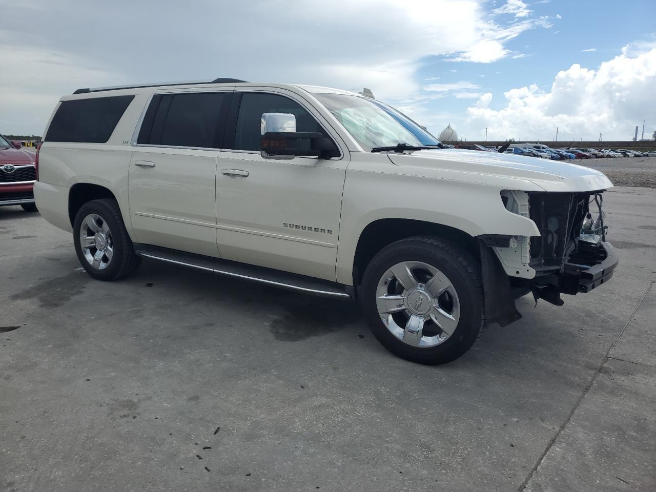 2015 CHEVROLET Suburban