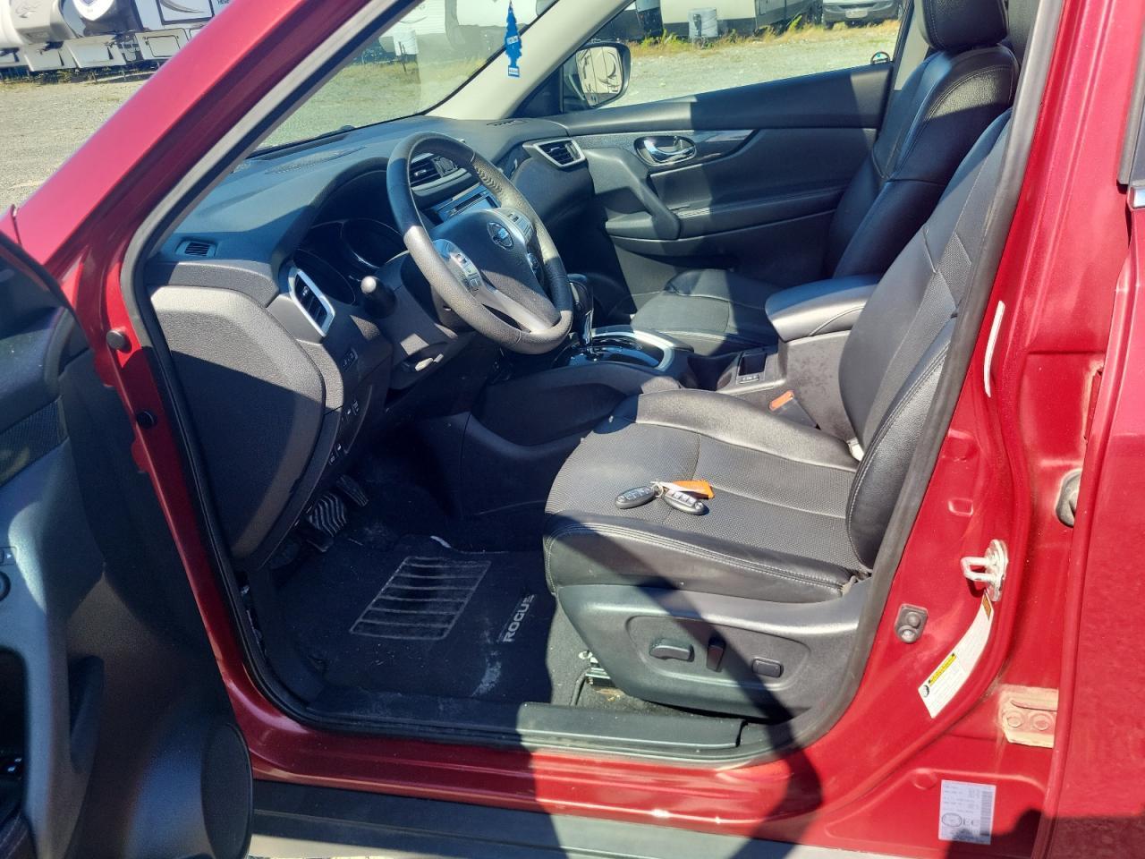 2015 NISSAN ROGUE
