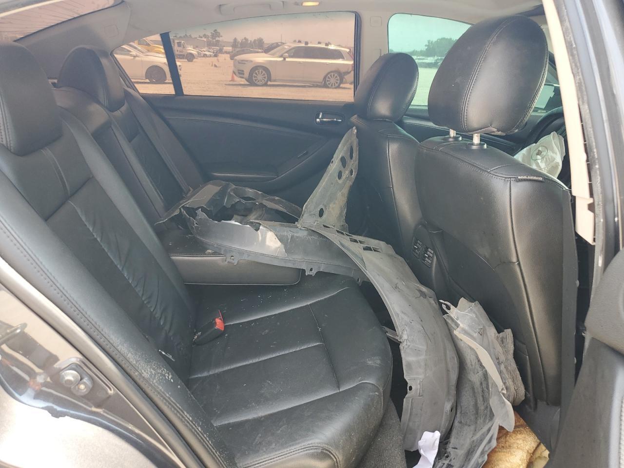 2012 NISSAN ALTIMA