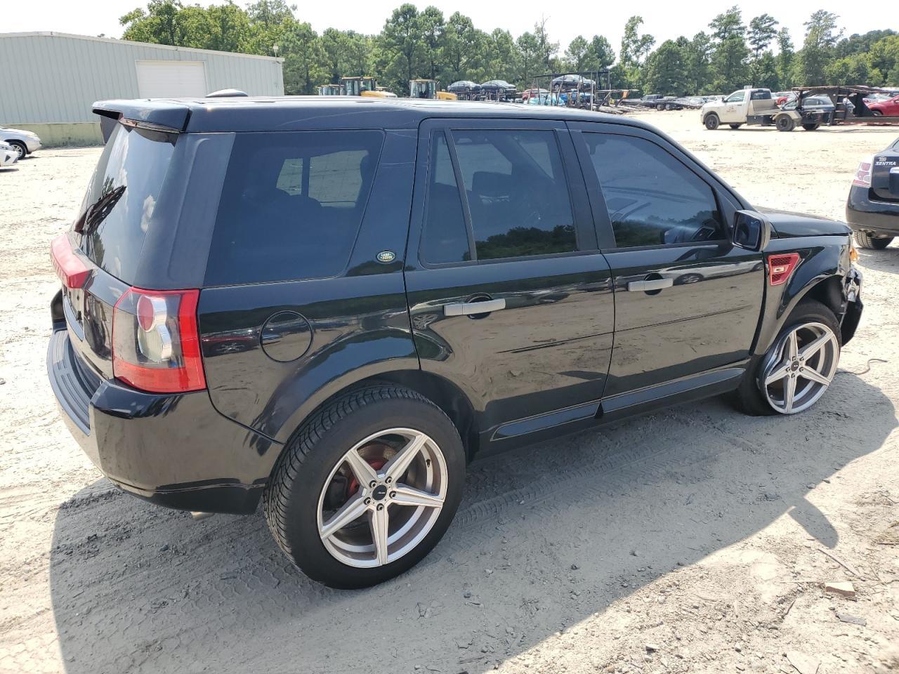 2010 LAND ROVER LR2