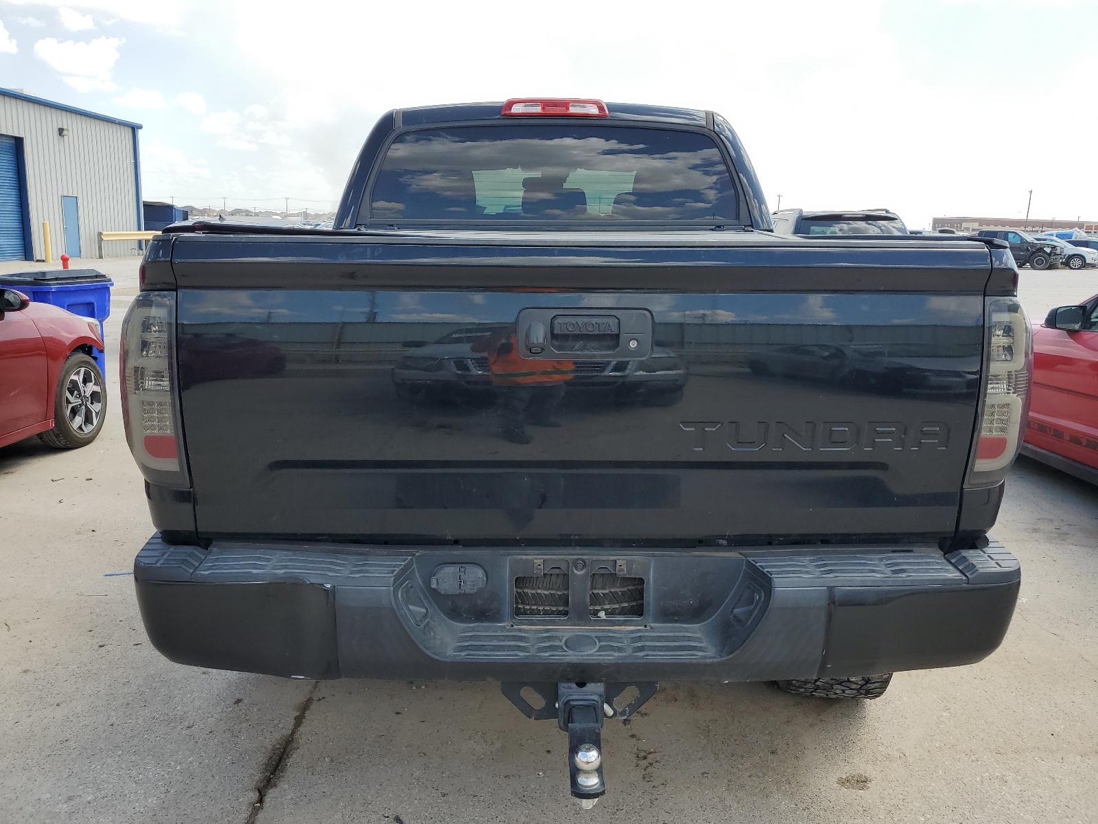 2018 TOYOTA TUNDRA