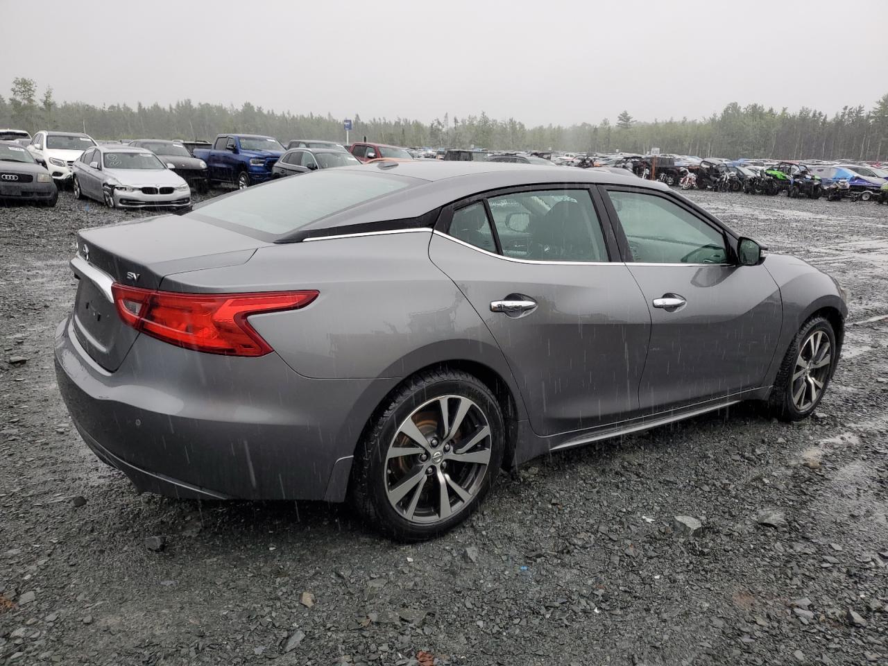 2016 NISSAN Maxima