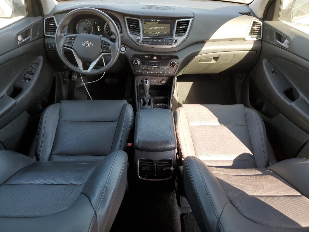 2016 HYUNDAI TUCSON