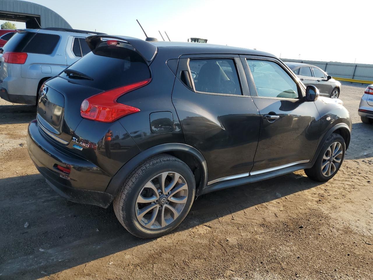 2012 NISSAN Juke
