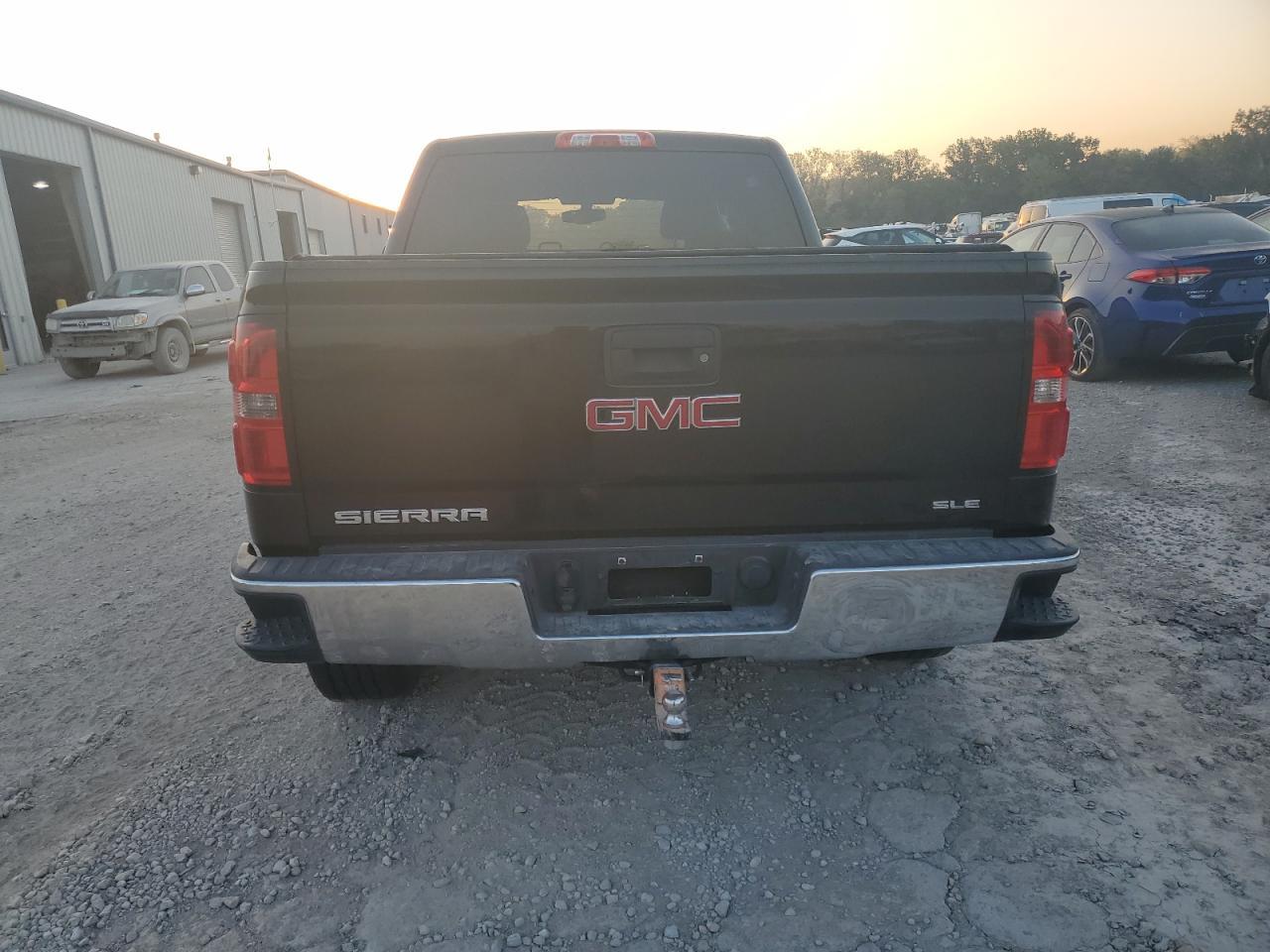 2015 GMC Sierra