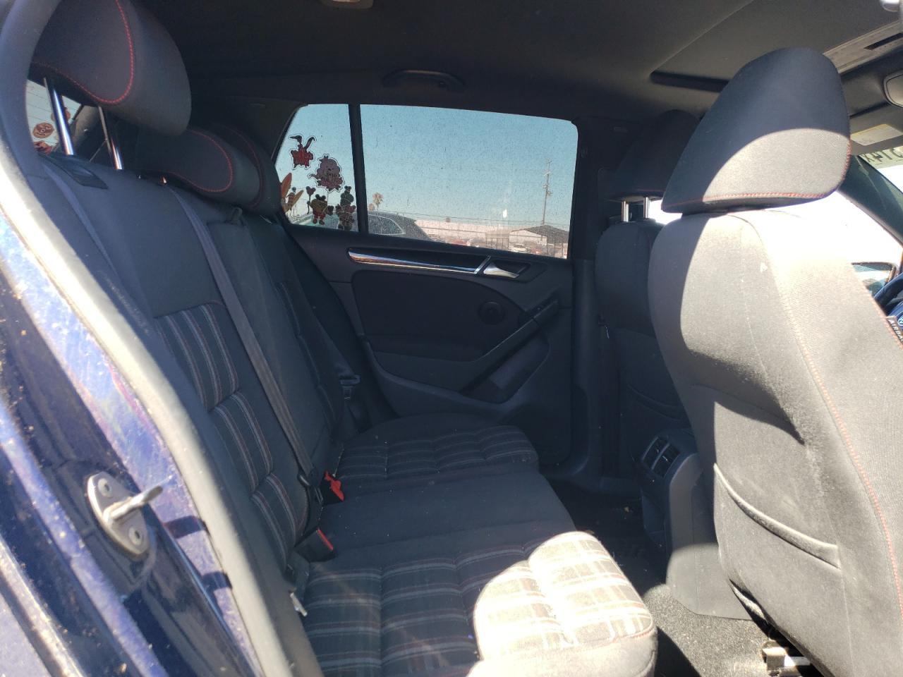 2011 VOLKSWAGEN GTI