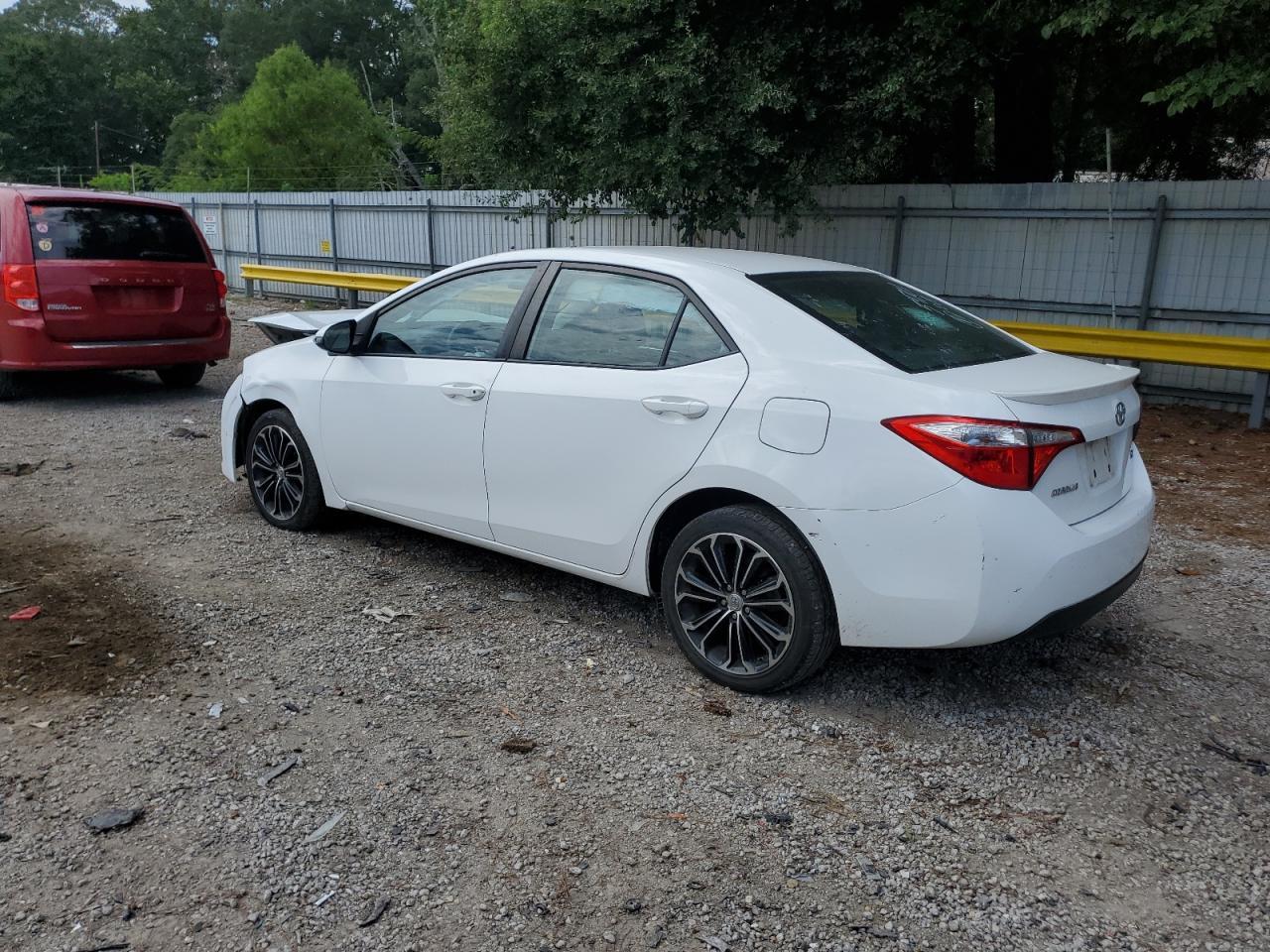 2015 TOYOTA COROLLA