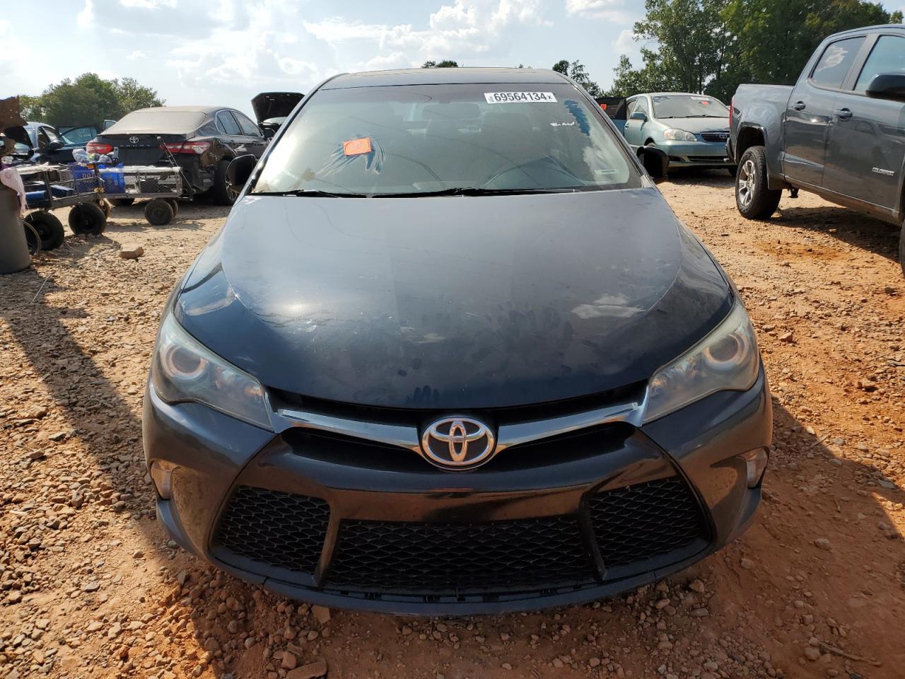 2016 TOYOTA CAMRY
