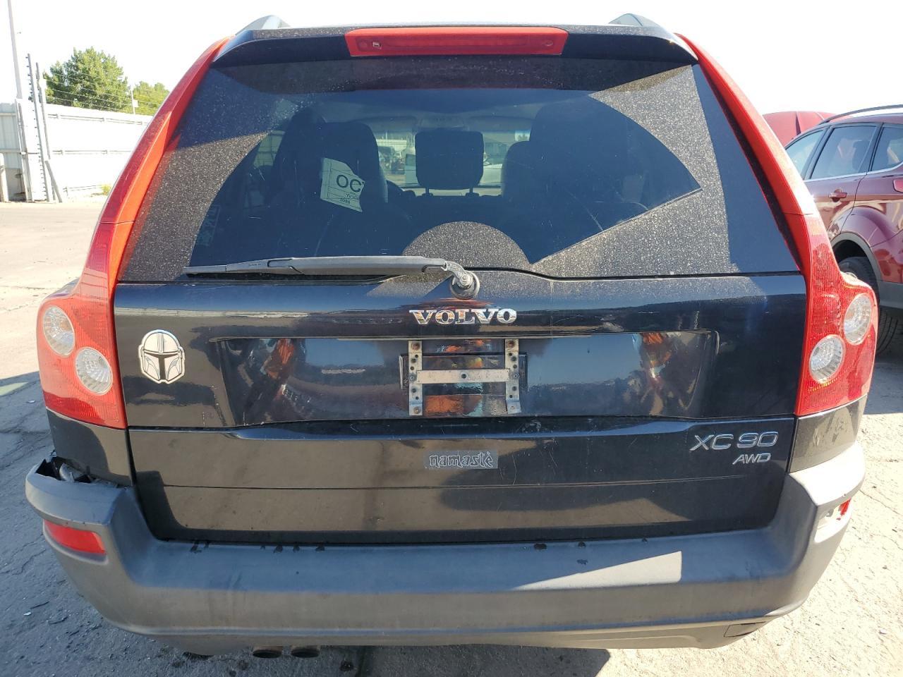 2004 VOLVO XC90