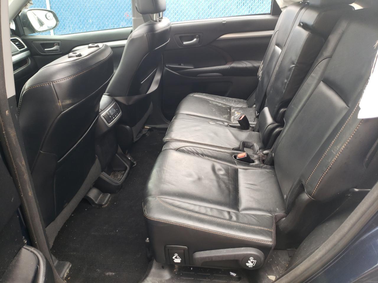 2015 TOYOTA HIGHLANDER
