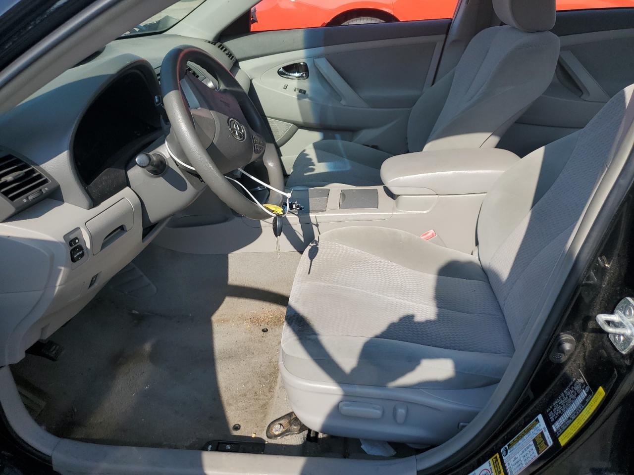 2011 TOYOTA CAMRY
