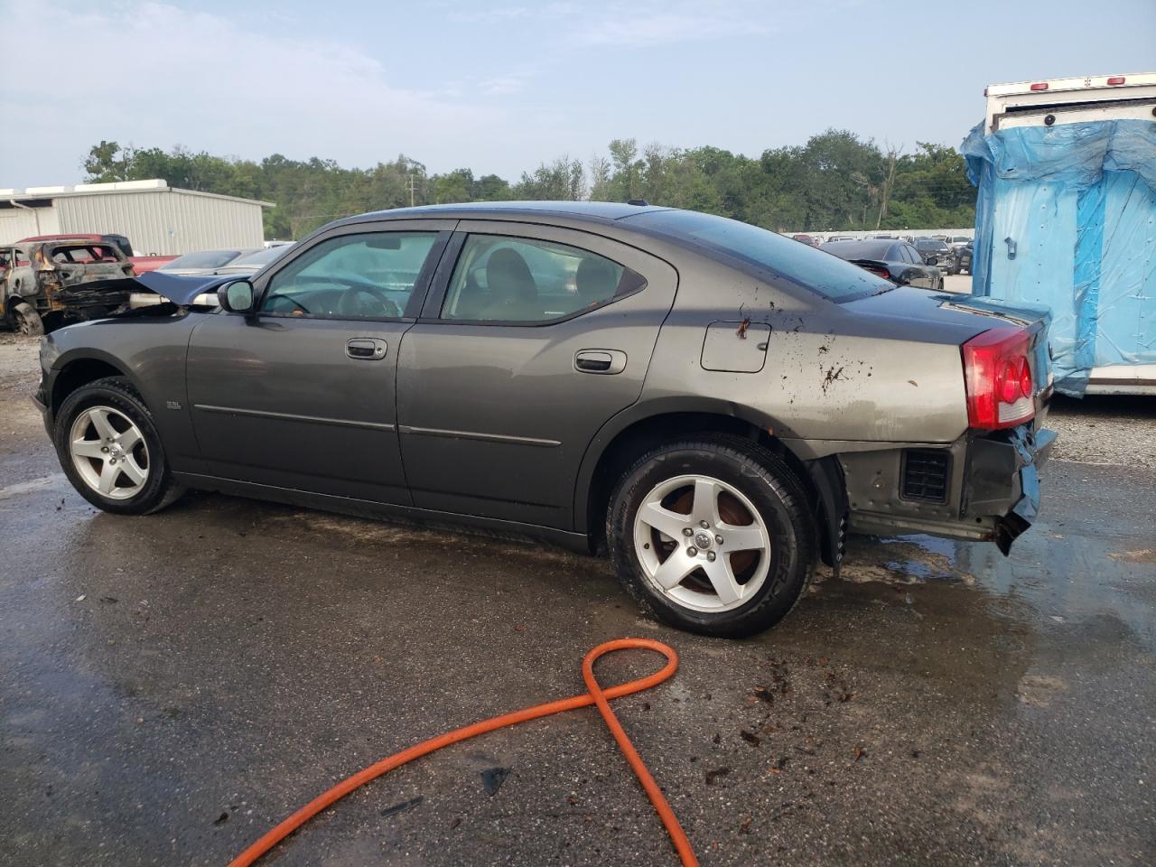 2010 DODGE CHARGER